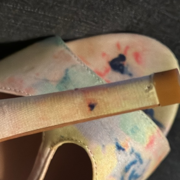 Steve Madden Saally fabric T Strap ankle strap heels pastel watercolor sandals 9 - Picture 10 of 10